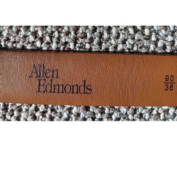 Allen Edmonds Men’s Calfskin Leather Belt Sz 36 Brown Woven Detail Gold Buckle - Picture 3 of 6